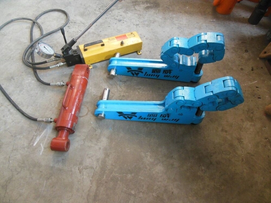Ningunos alicates hidráulicos de encargo del grillo descargan el tubo de taladro 73-102 Tong Quick Shackle