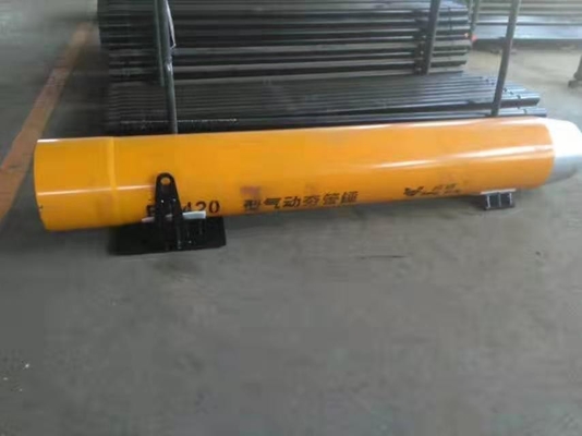 El martillo de presión del tubo neumático BH420 afecta la fuerza 800T los 2.8m de largo amarillos